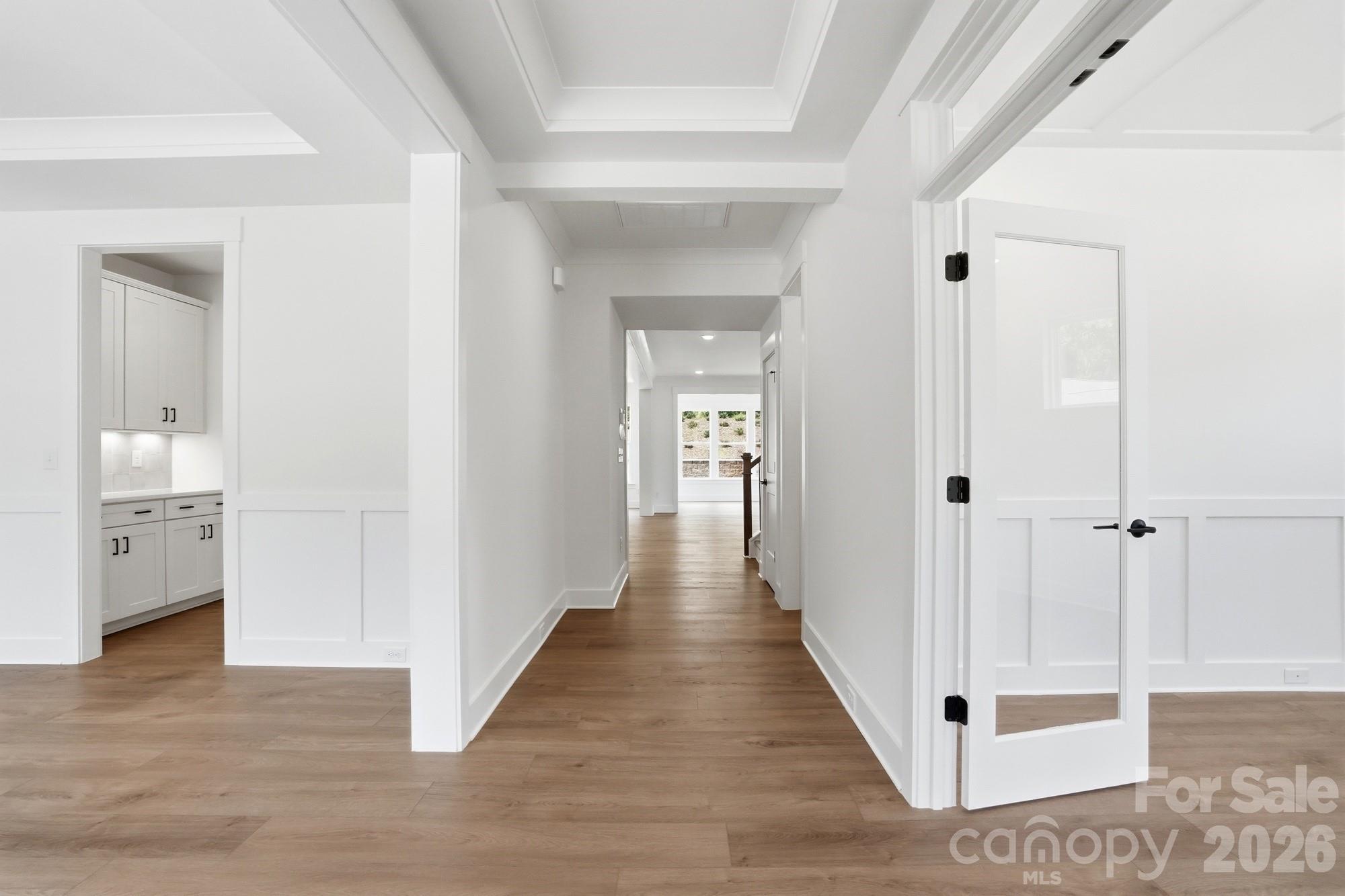 5076 McLaughlin Loop