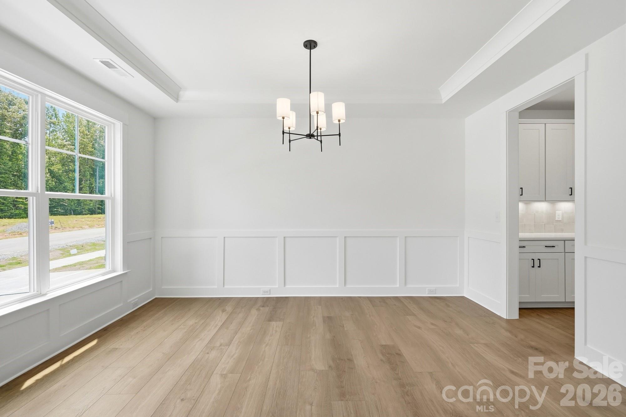 5076 McLaughlin Loop