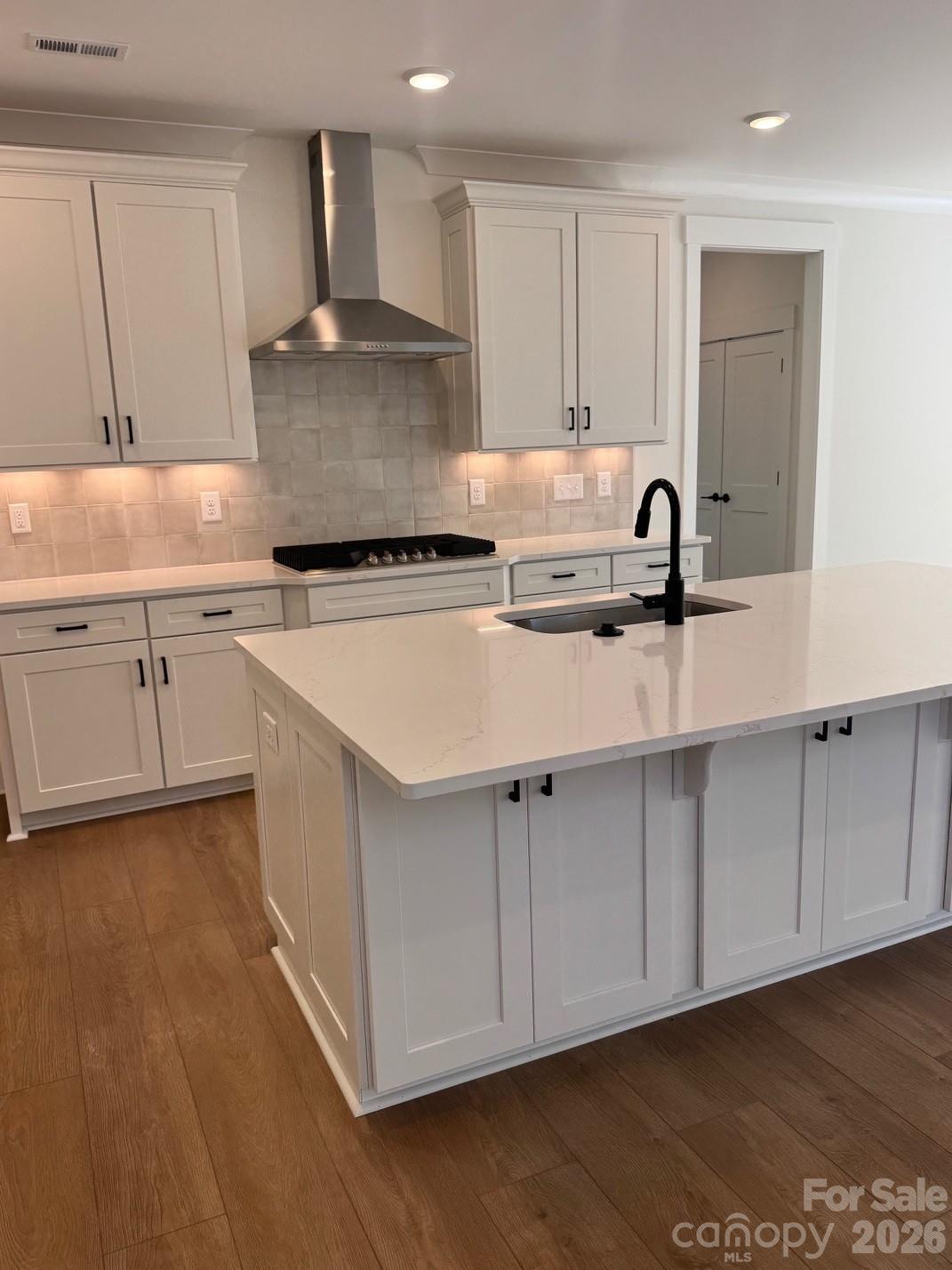 5076 McLaughlin Loop