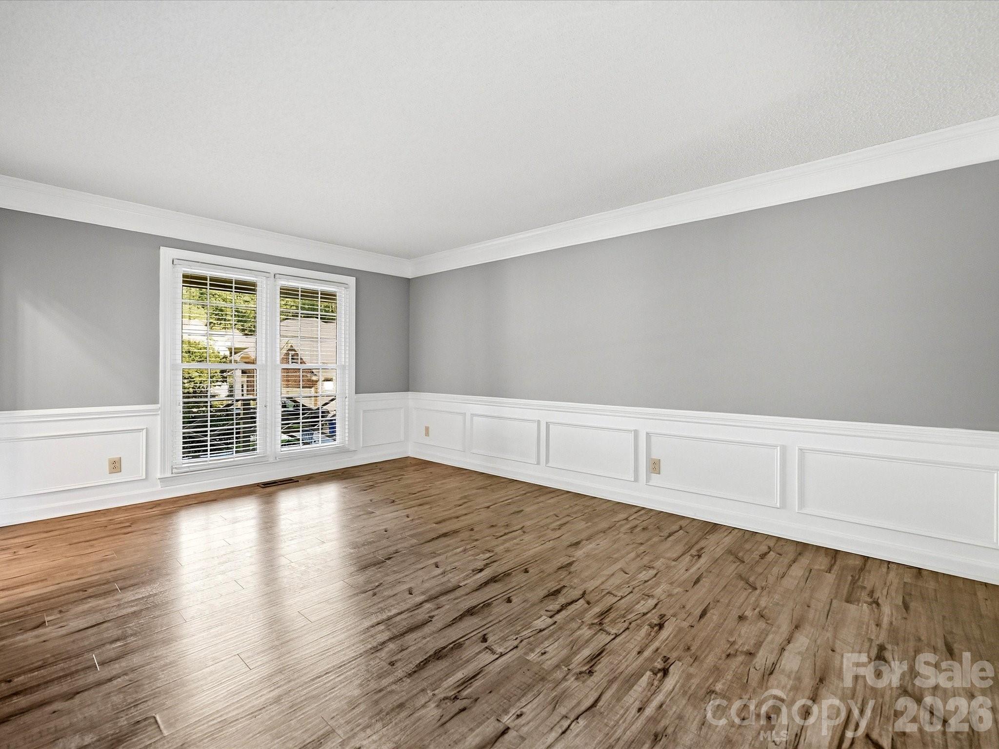 12903 Fallcross Court