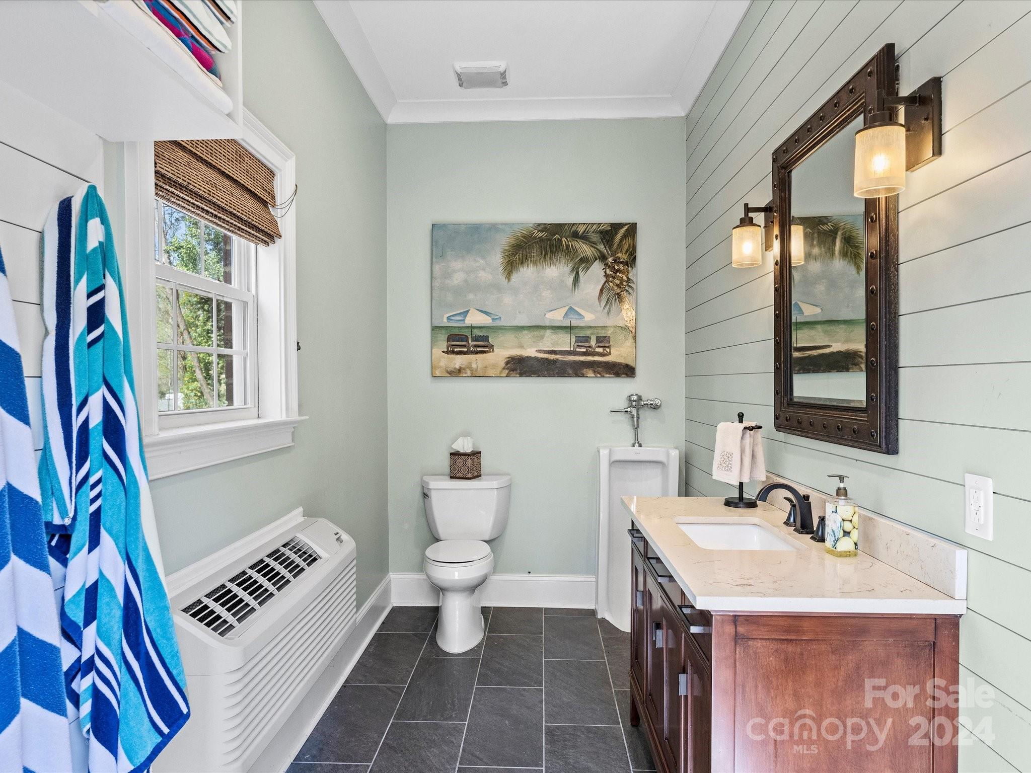 Quail Hollow - Residential