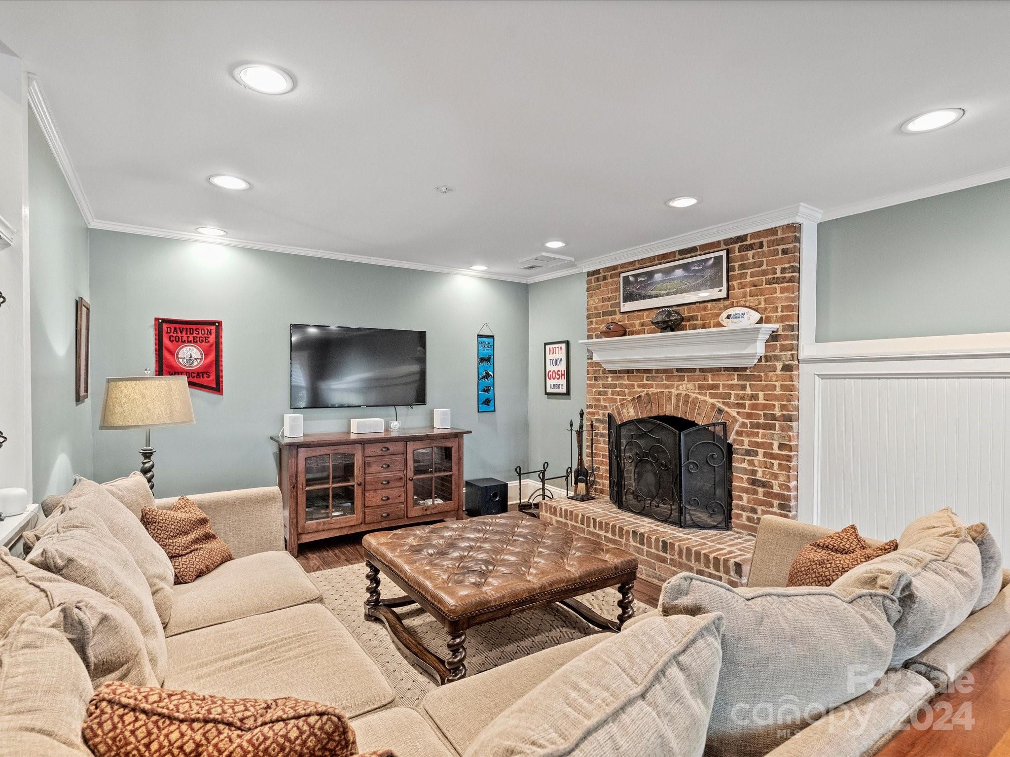 Quail Hollow - Residential