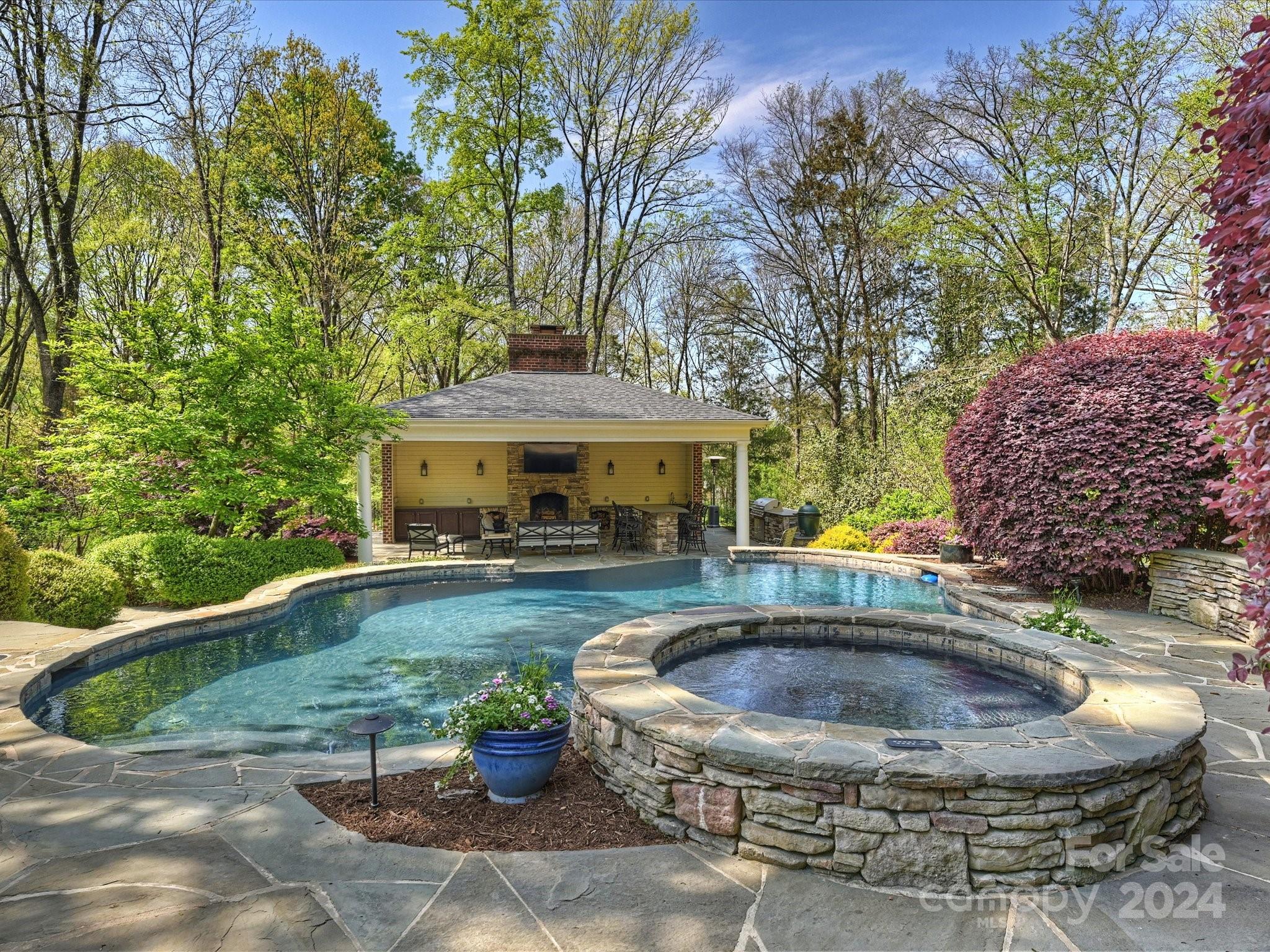 Quail Hollow - Residential