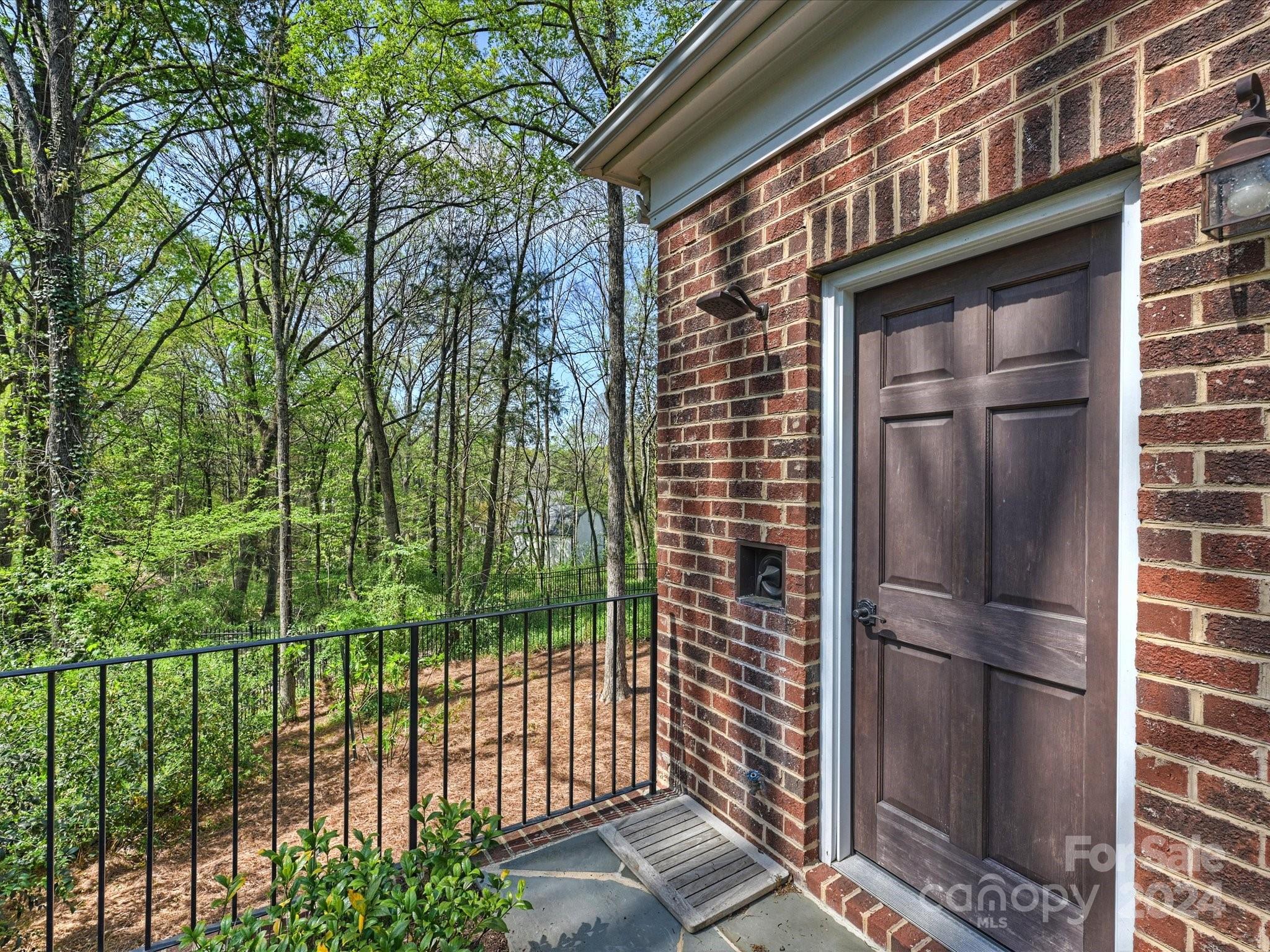 Quail Hollow - Residential