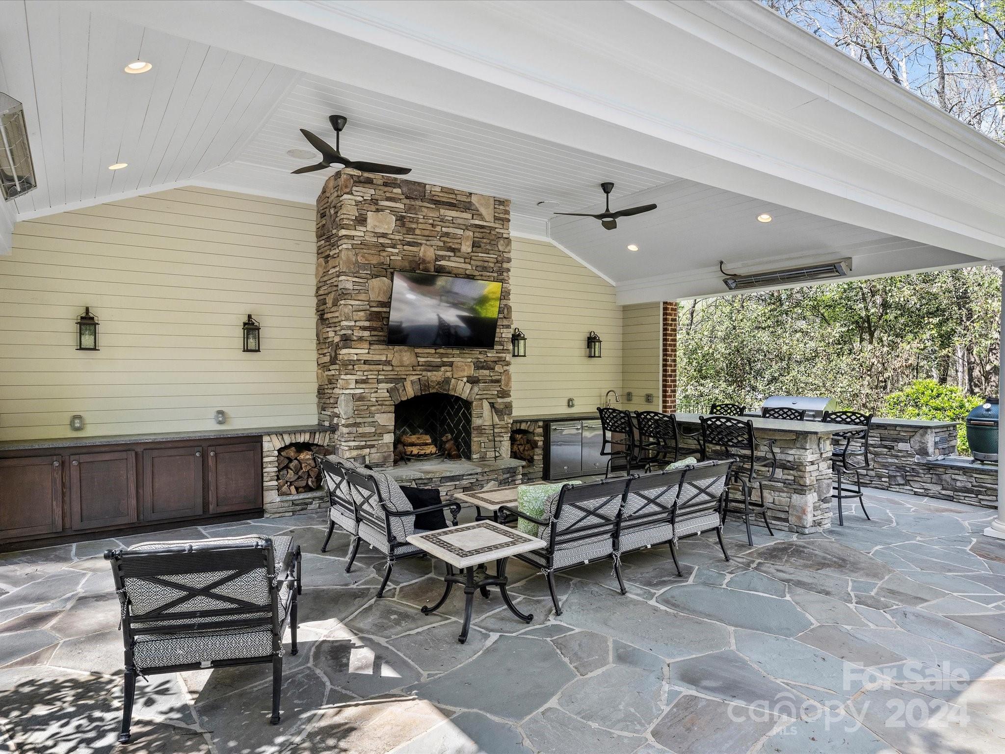 Quail Hollow - Residential