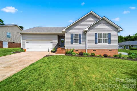 Photo of 2104 Sheffield Court NW, Conover, NC 28613 (MLS # 4388317)