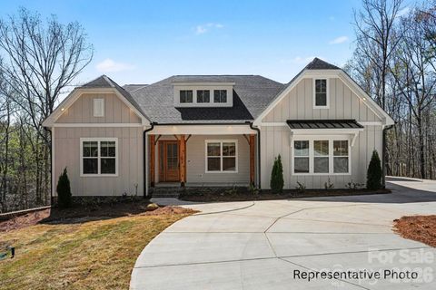 175 Stonehaven Drive Mooresville NC 28115