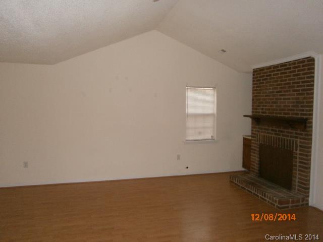 Old Oaks - Residential Lease