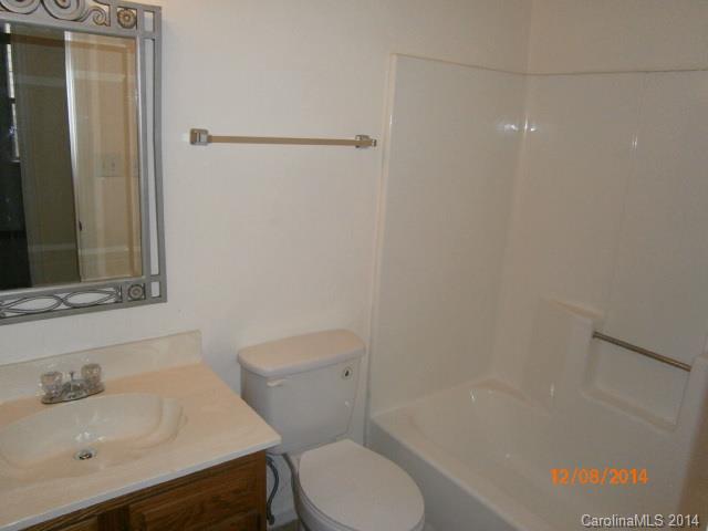 Old Oaks - Residential Lease