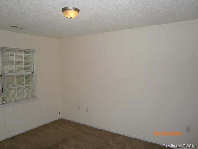 Old Oaks - Residential Lease