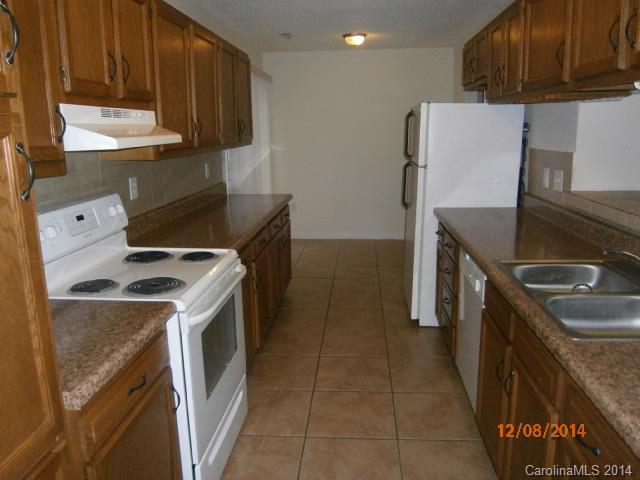 Old Oaks - Residential Lease