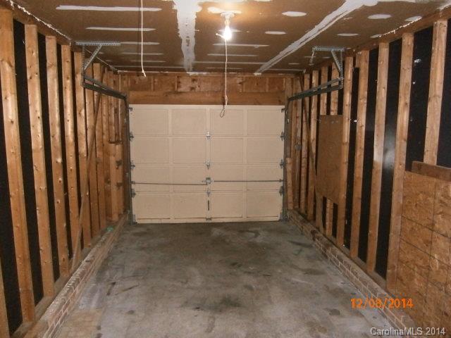 Old Oaks - Residential Lease