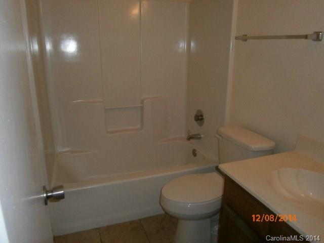 Old Oaks - Residential Lease