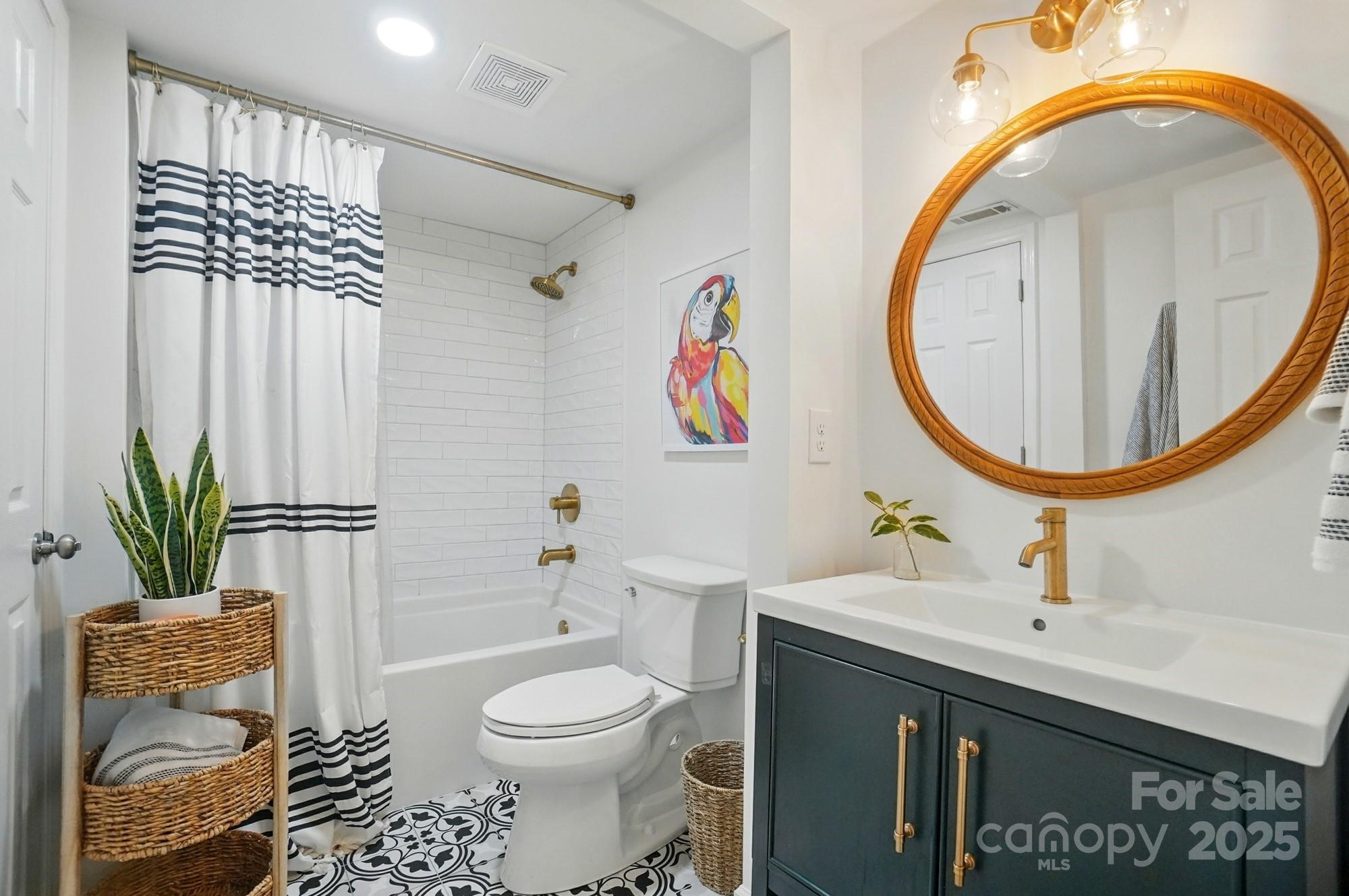 Tega Cay - Residential