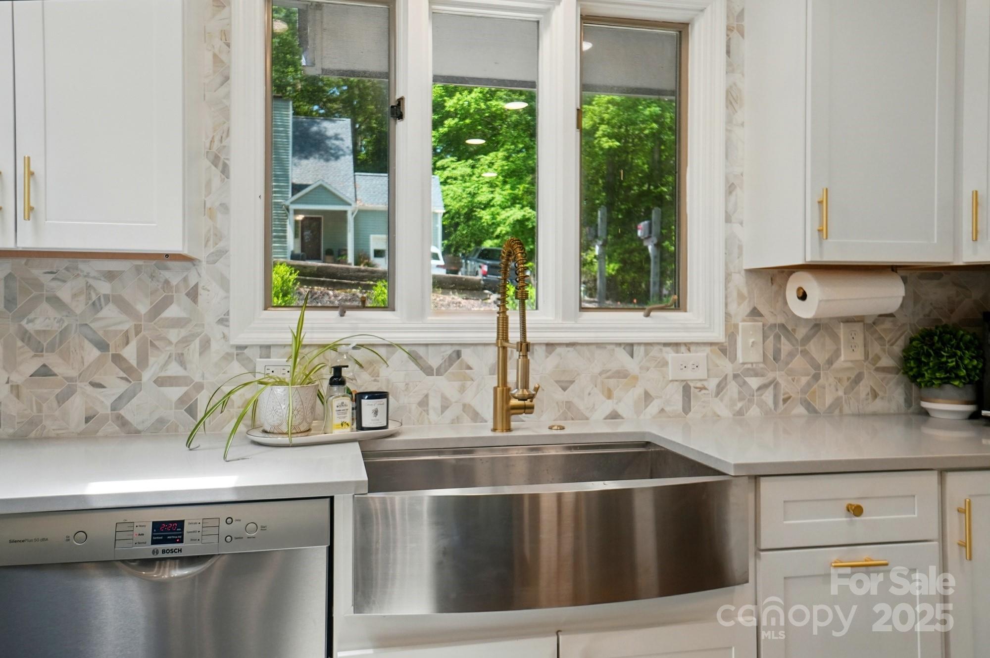 Tega Cay - Residential