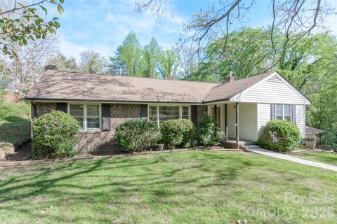 261 Cedar Lane Arden NC 28704