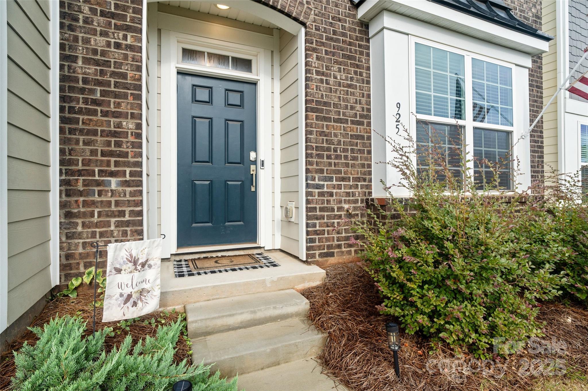925 Cobbled Way