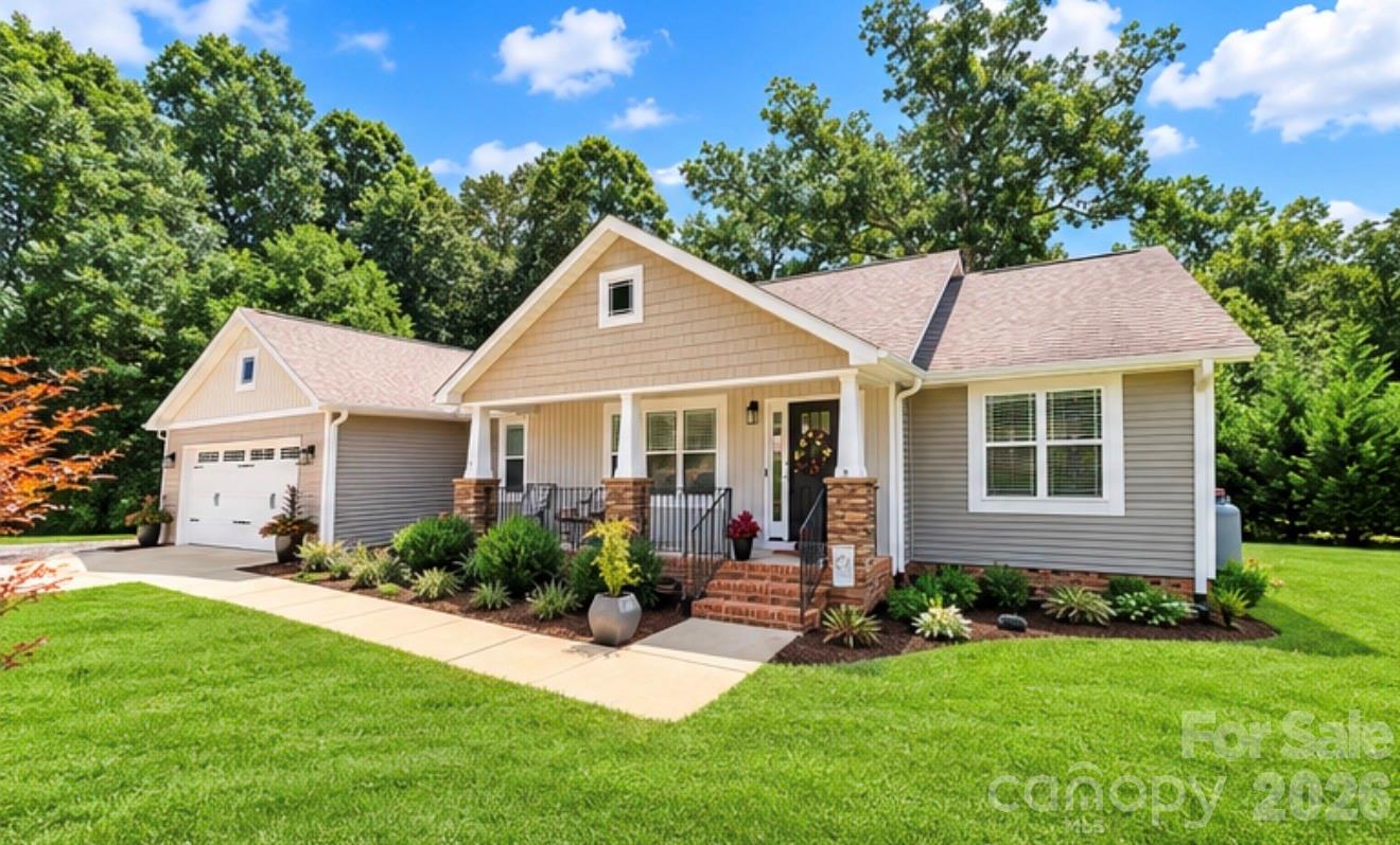 4084 Lydia Suzanne Place