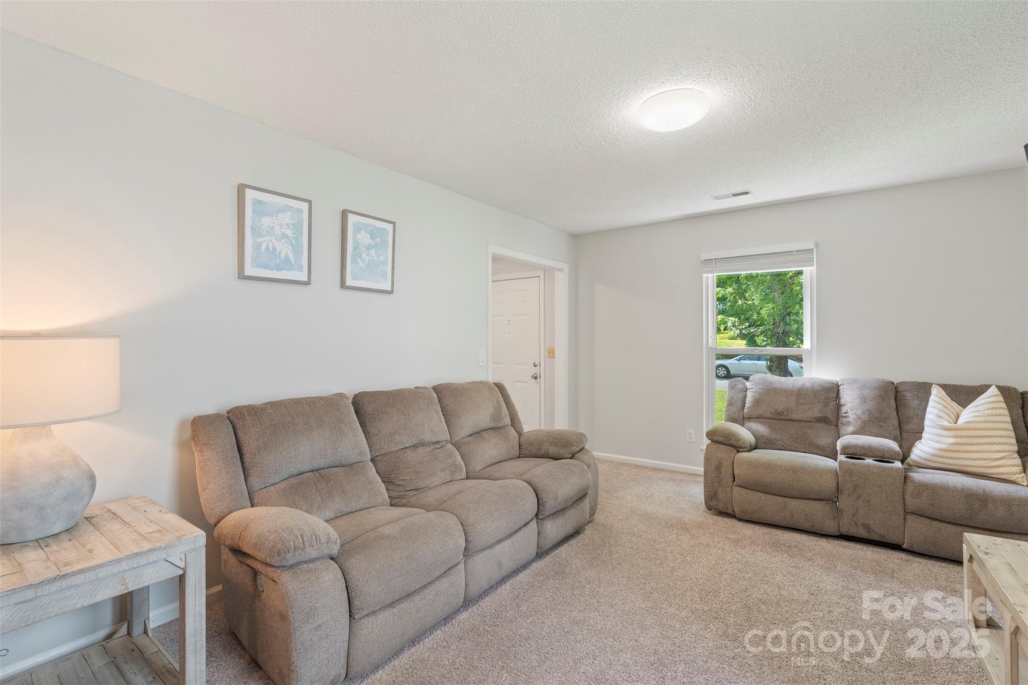 2012 Killarney Place