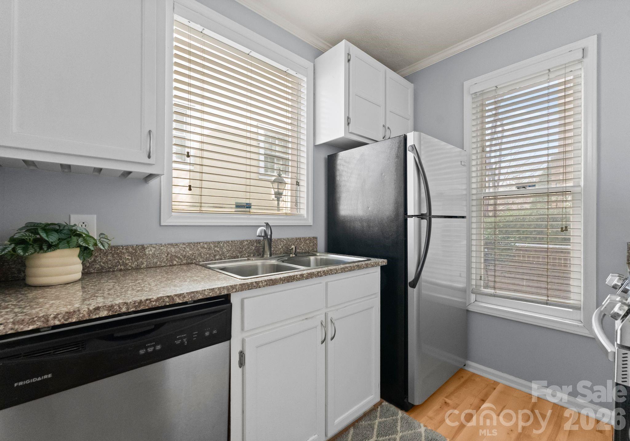 Latta Square - Residential