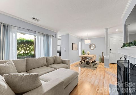 1109 E Morehead Street 16 Charlotte NC 28204