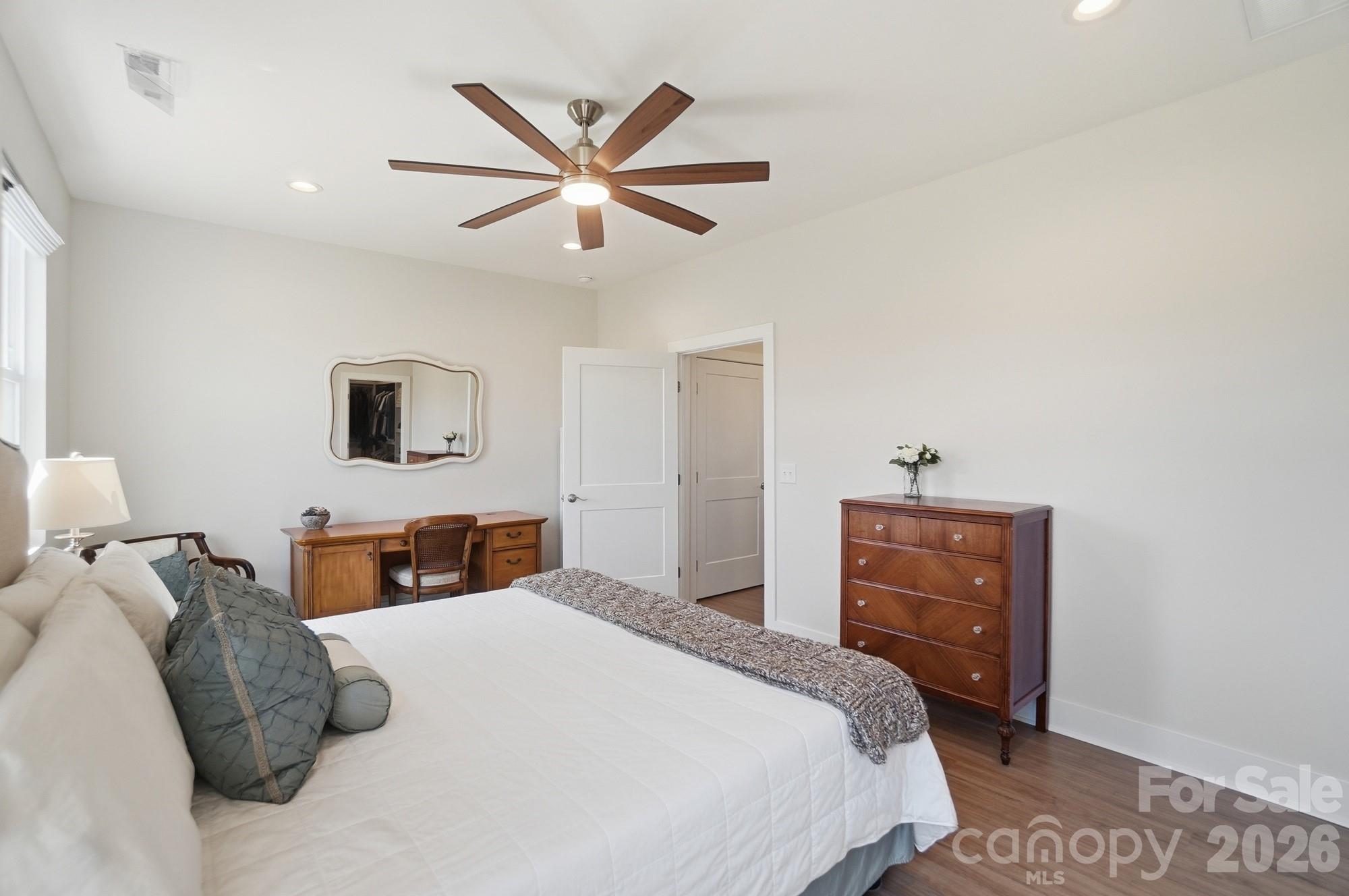 Hawthorne Commons - Residential