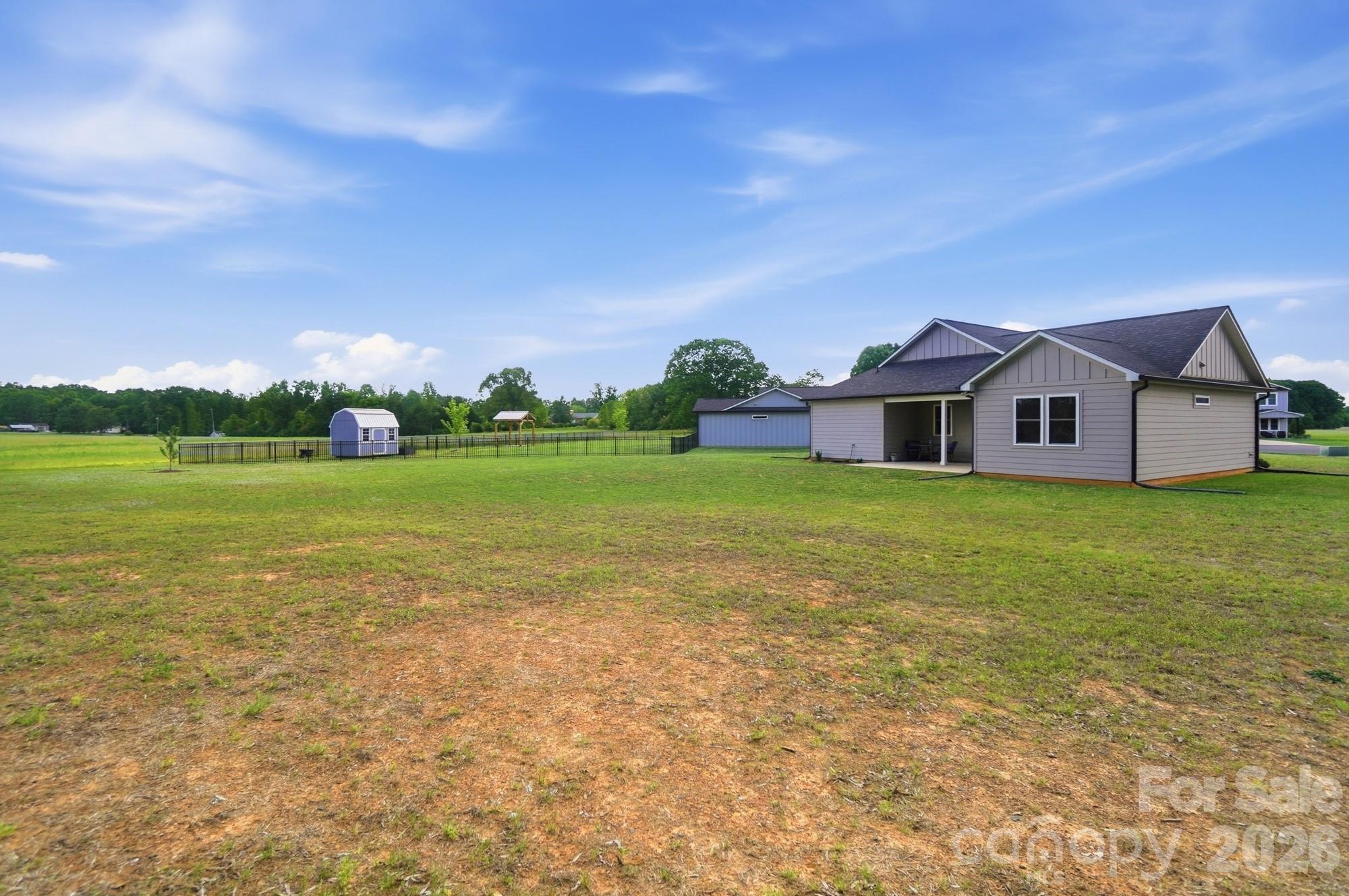 Hawthorne Commons - Residential