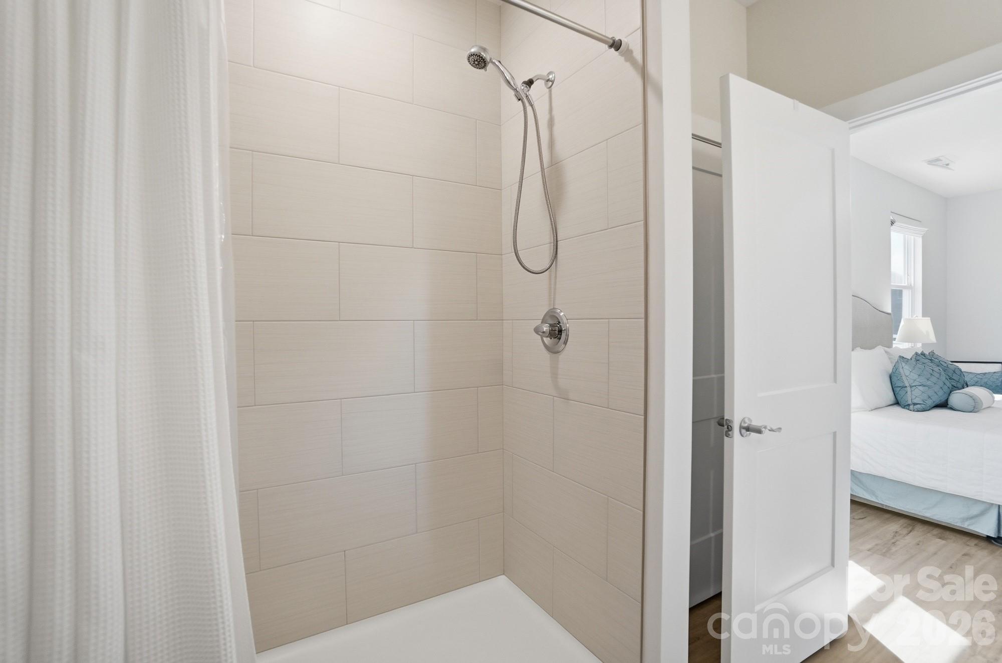 Hawthorne Commons - Residential