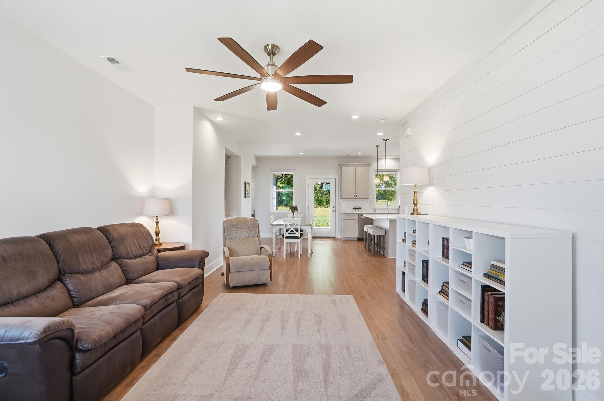 Hawthorne Commons - Residential