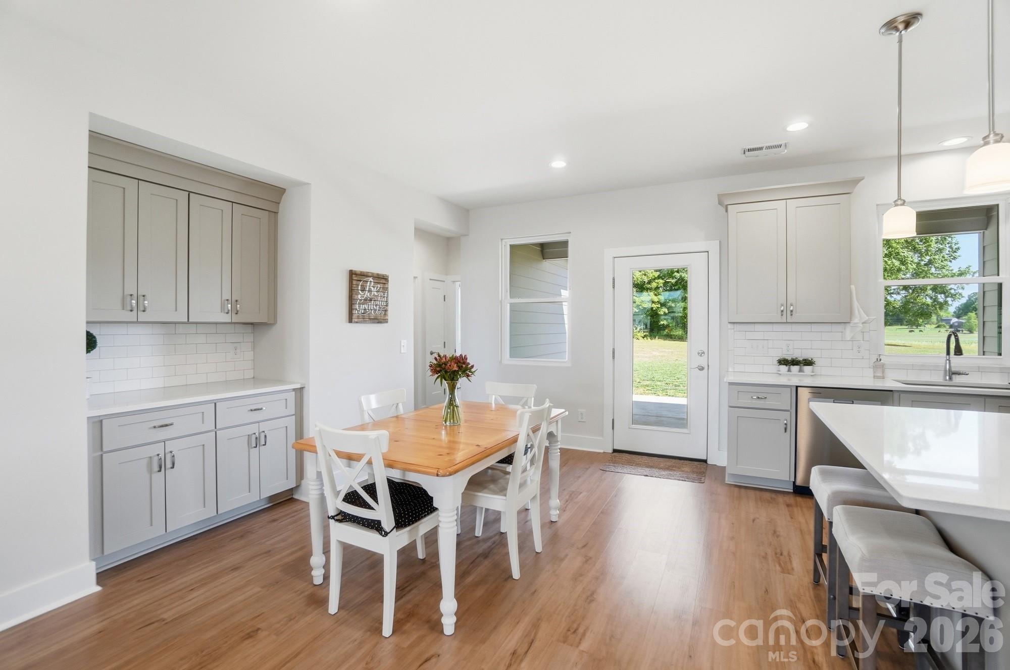 Hawthorne Commons - Residential