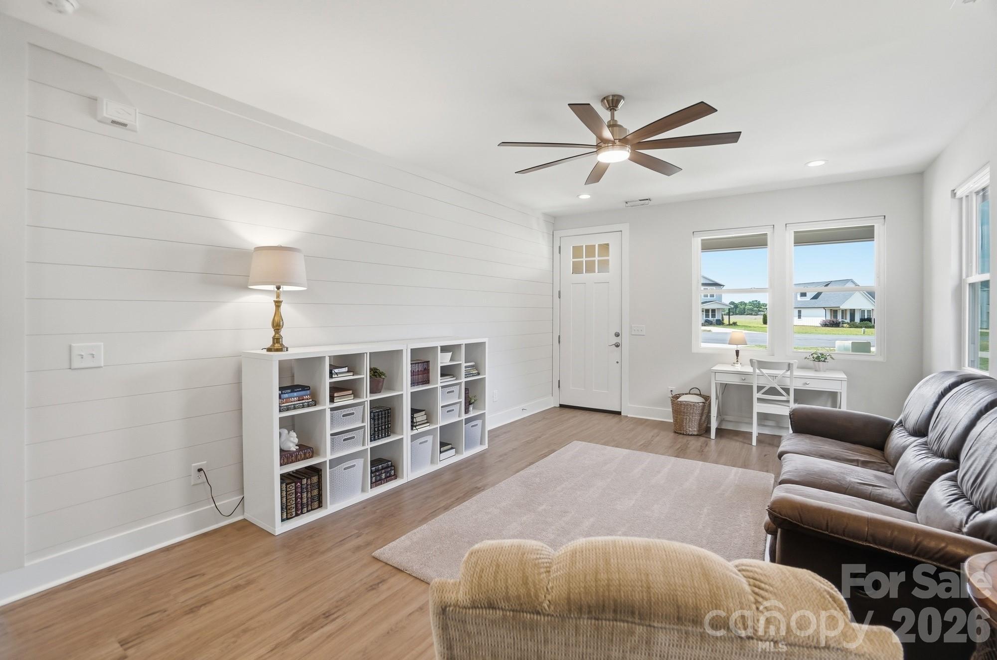 Hawthorne Commons - Residential