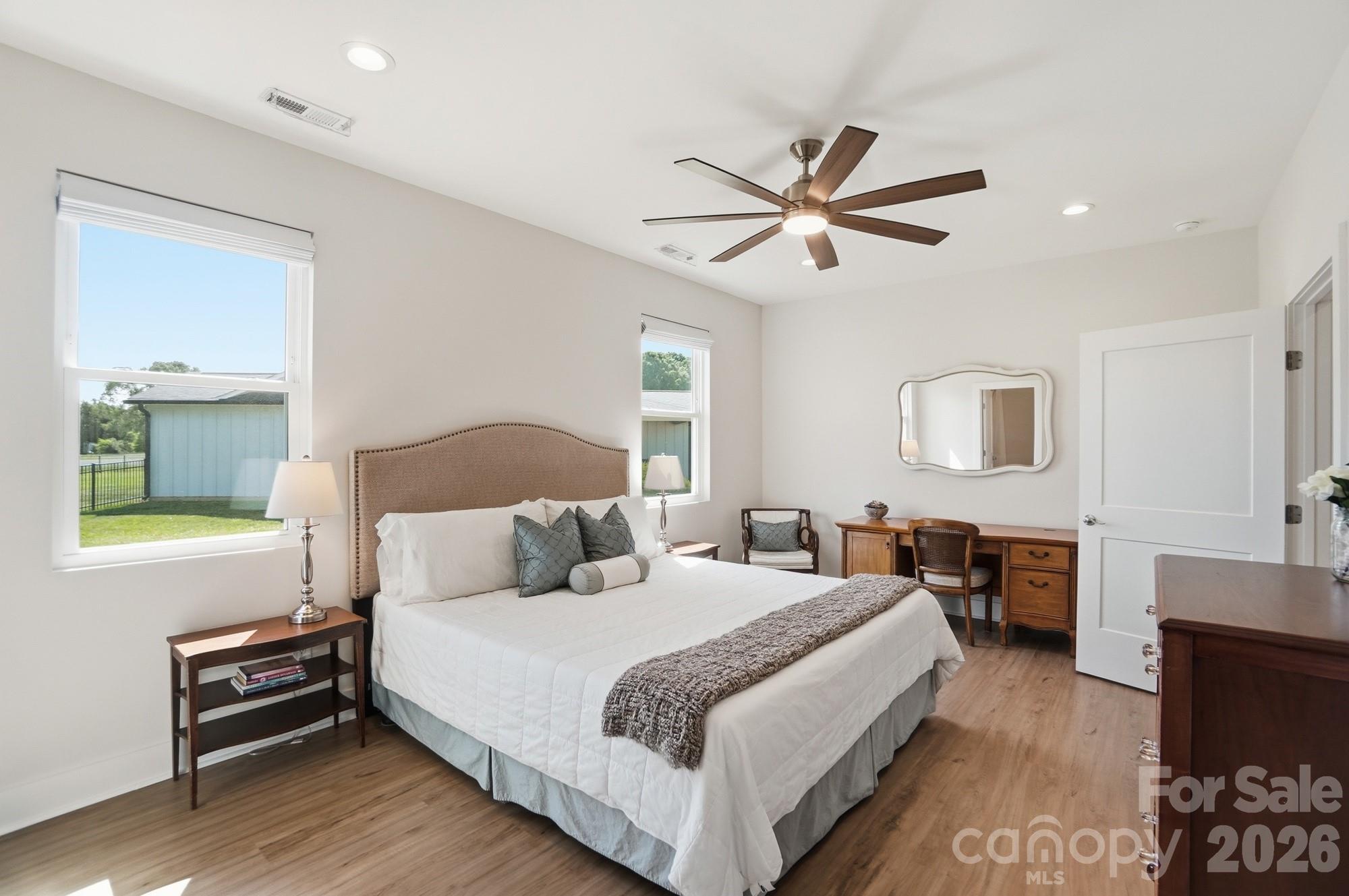 Hawthorne Commons - Residential