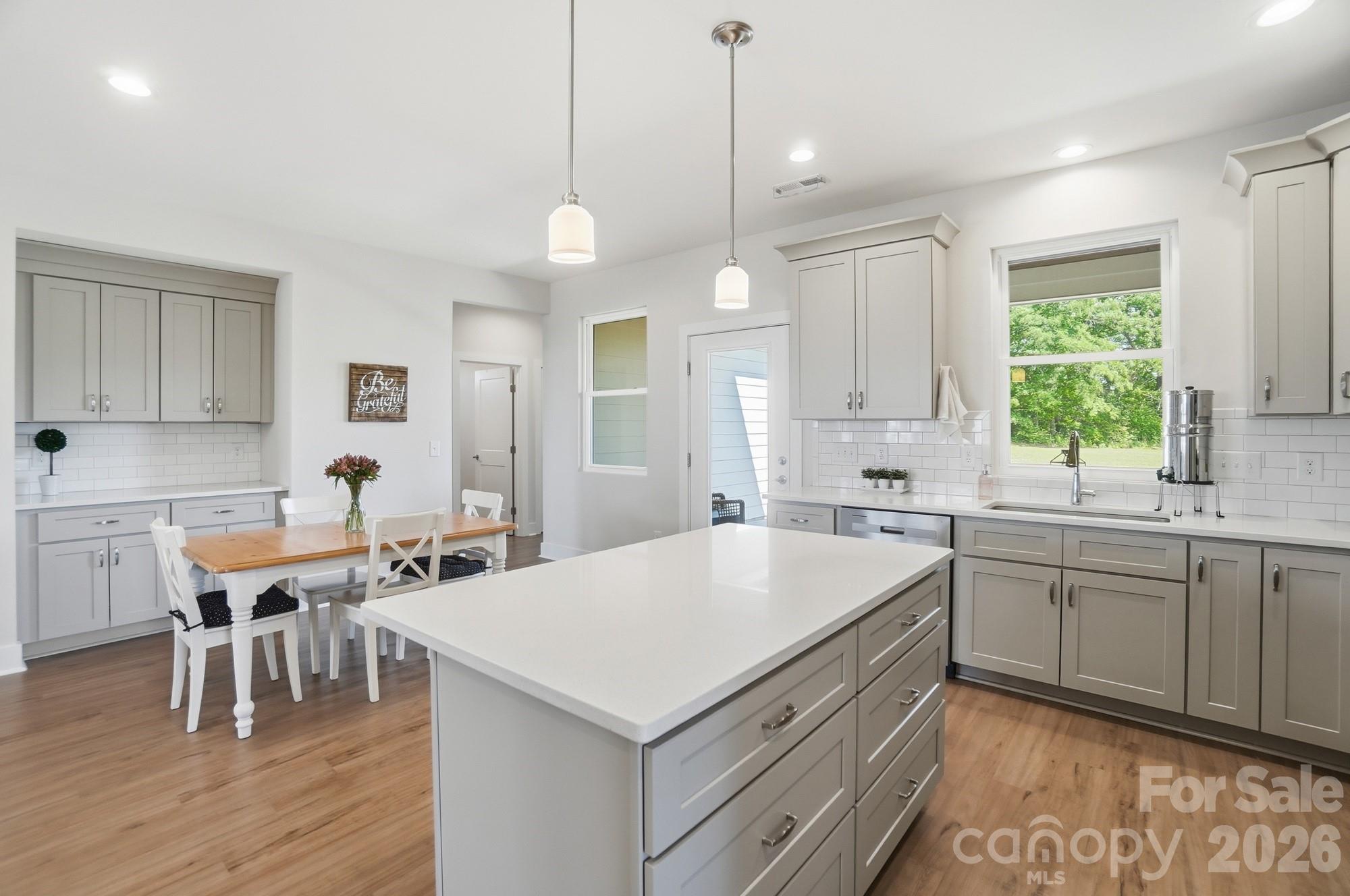 Hawthorne Commons - Residential