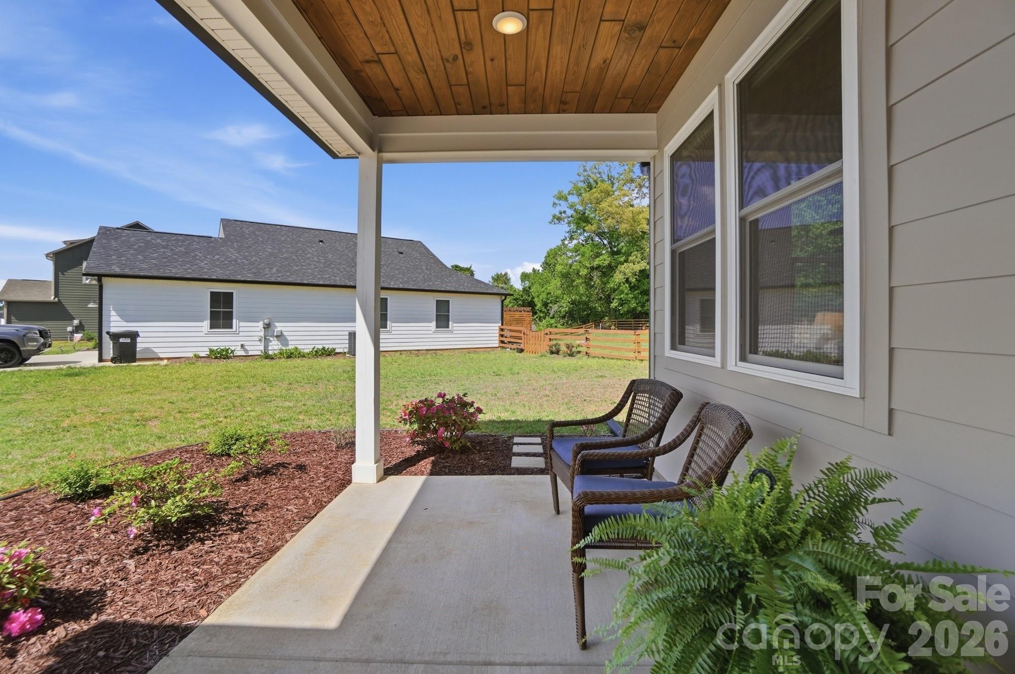 Hawthorne Commons - Residential