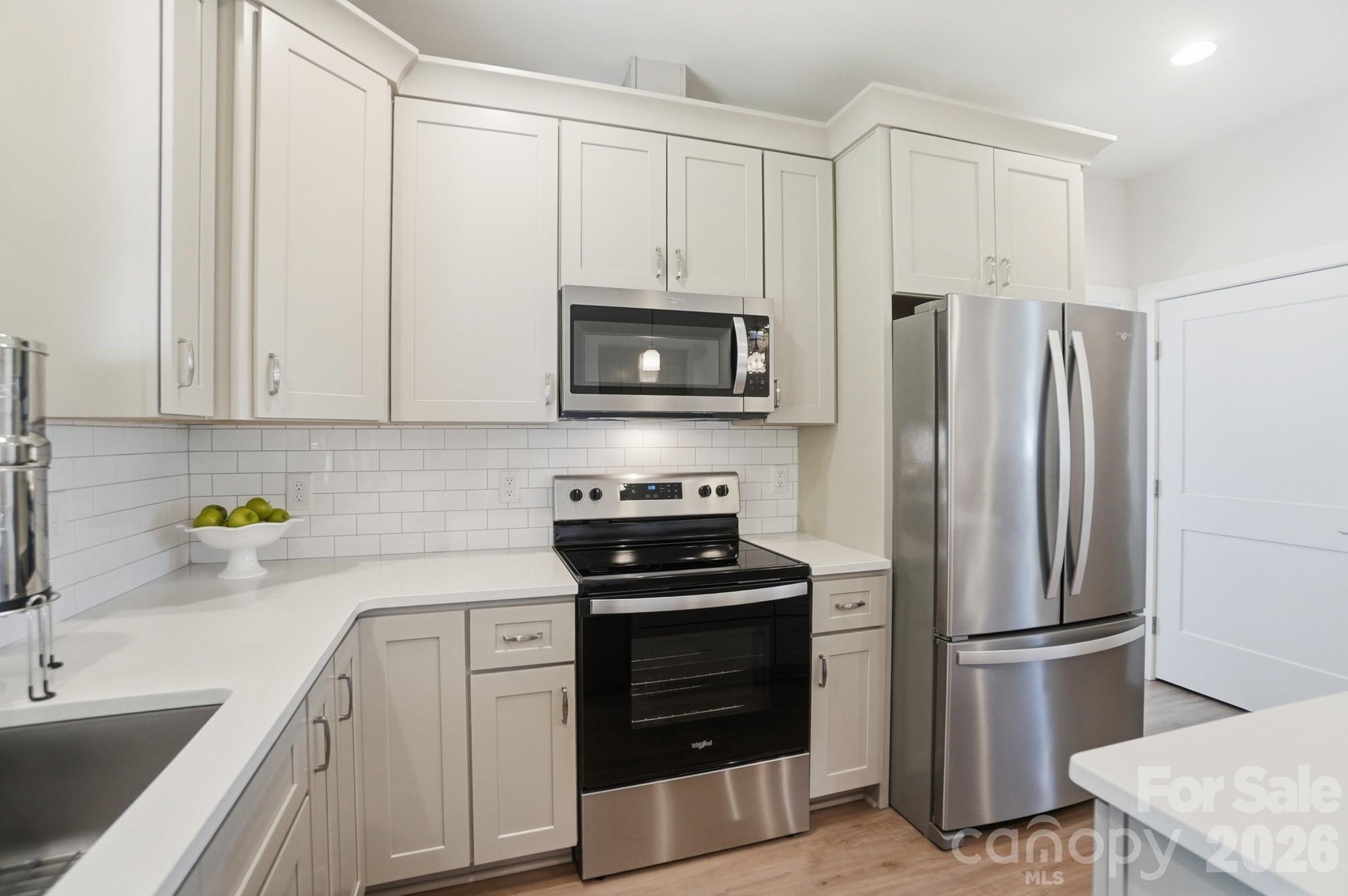 Hawthorne Commons - Residential