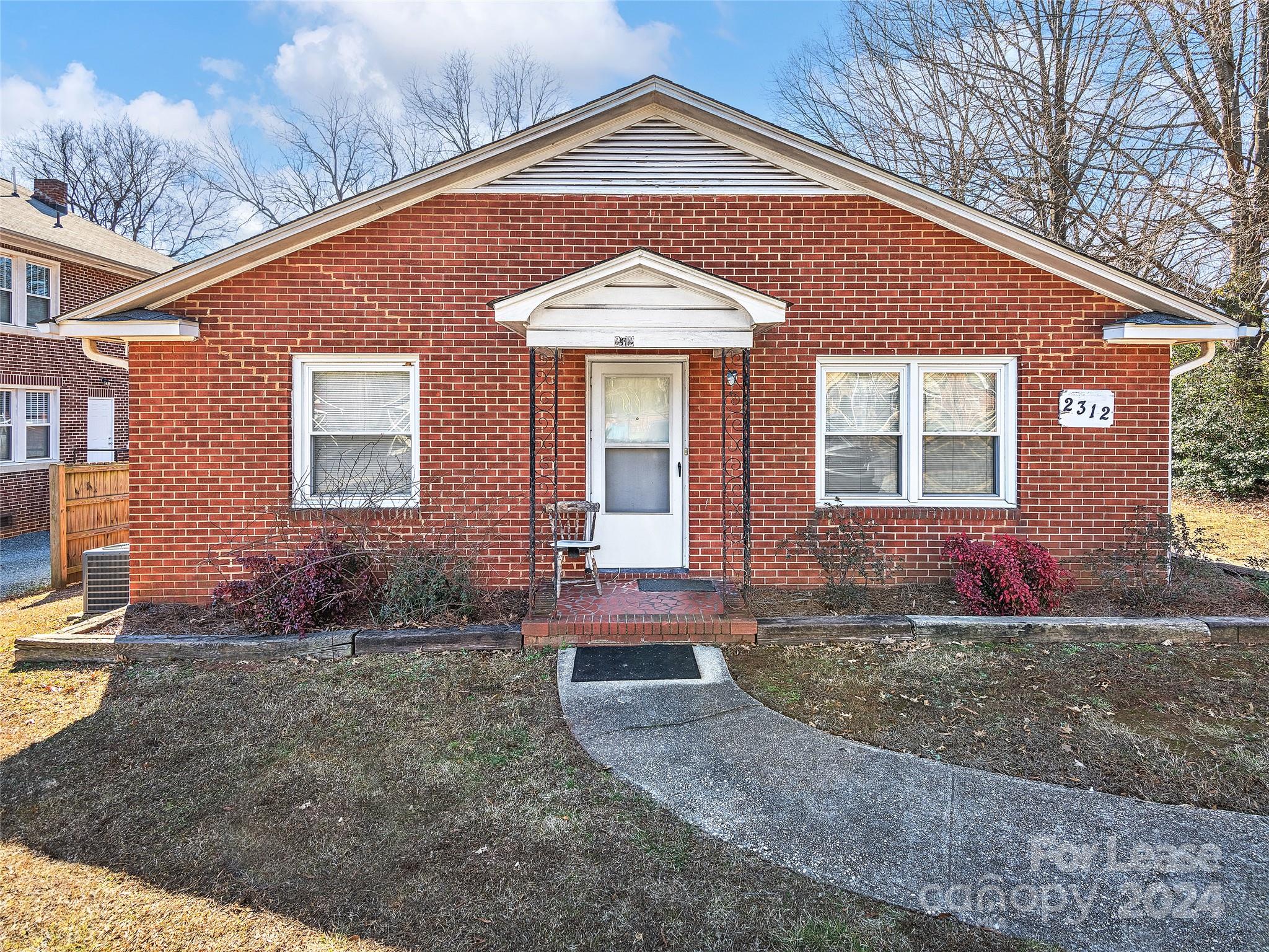 Elizabeth - Residential Lease