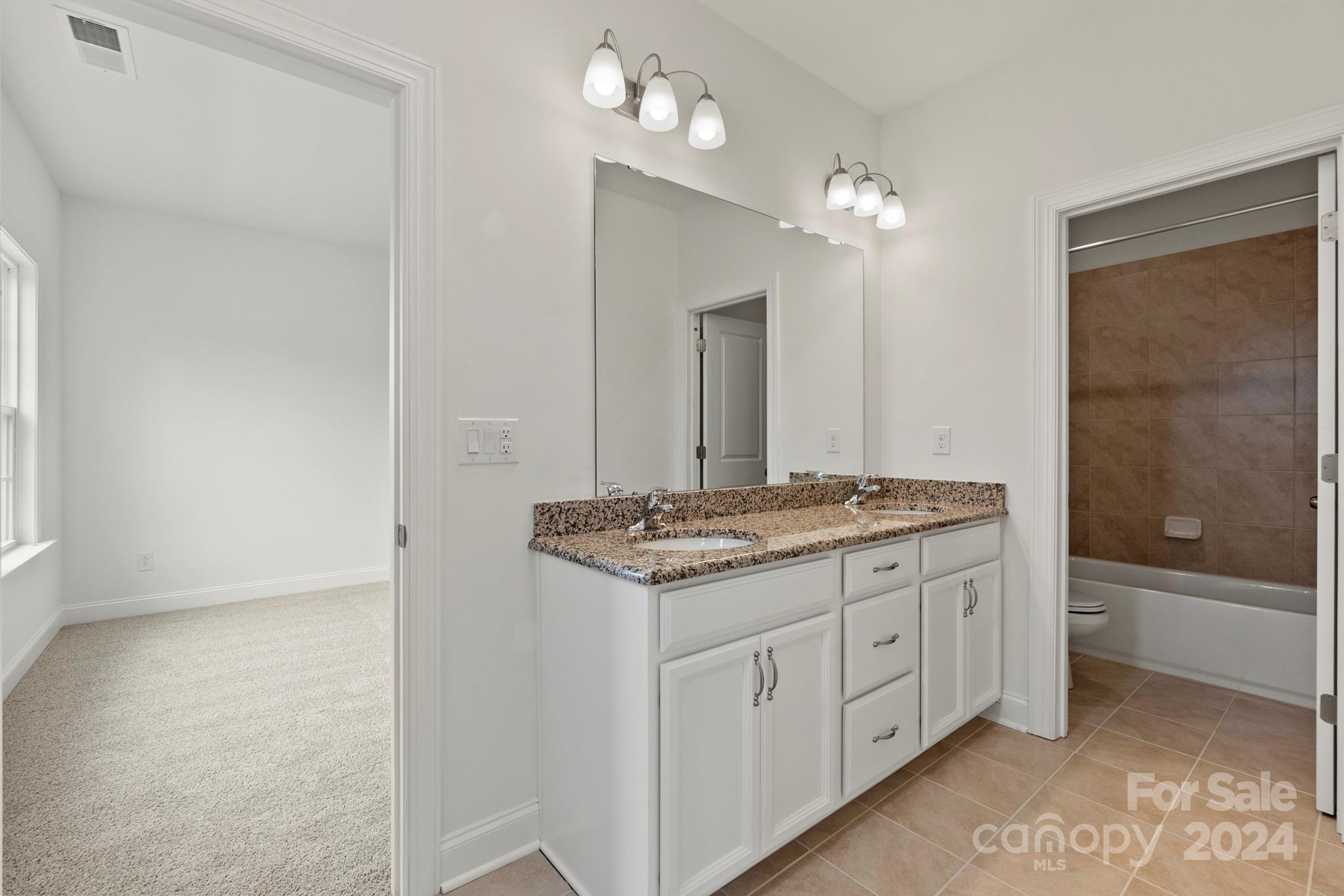 The Estates at Sugar Creek - Residential