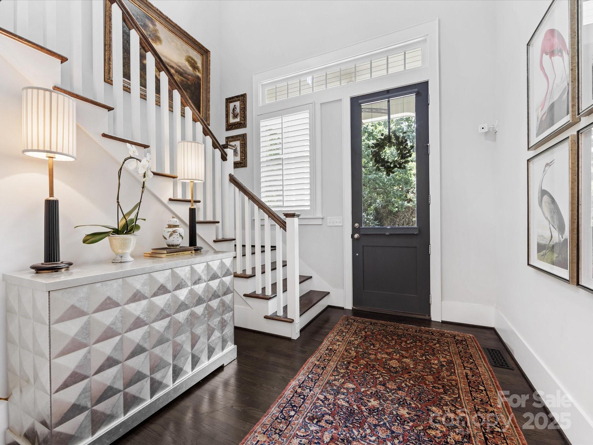 1813 Baxter Street