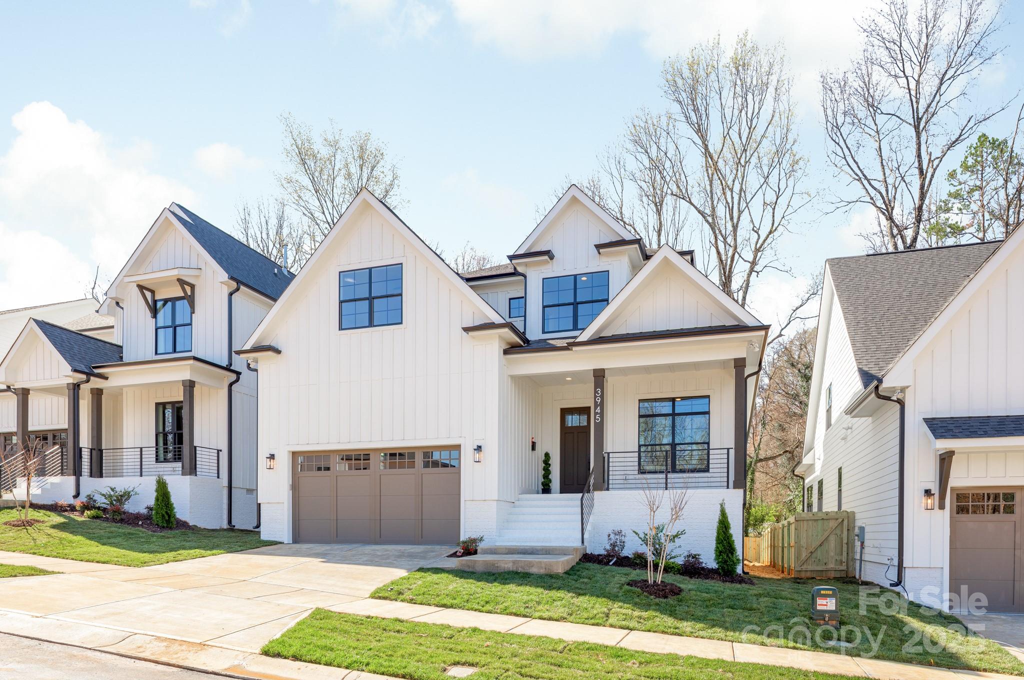 3945 Plainview Road