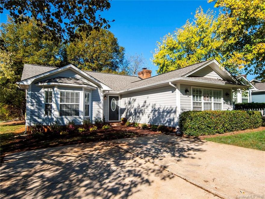 Wow, this newly updated 3bed/3 full bath is just beautiful! Open floorplan w modern updates! All NEW flooring (incl laminate wood), NEW paint, NEW fixtures, NEW quartz, Updated baths with NEWLY tiled master shower, NEW stainless steel appliances incl fridge, NEW water heater, vaulted ceiling, stone fireplace, large bedrms w NEW ceiling fans, newly painted deck, Qualifies for 100% USDA financing!