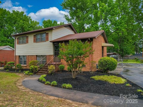 2213 Milton Road Charlotte NC 28215