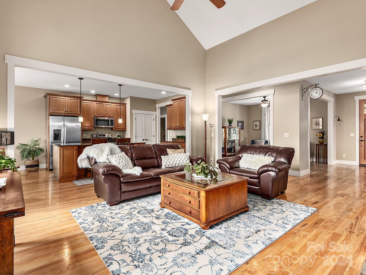 Skytop Farm - Residential