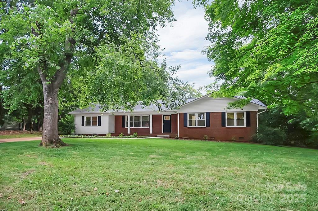 1538 Hilltop Drive