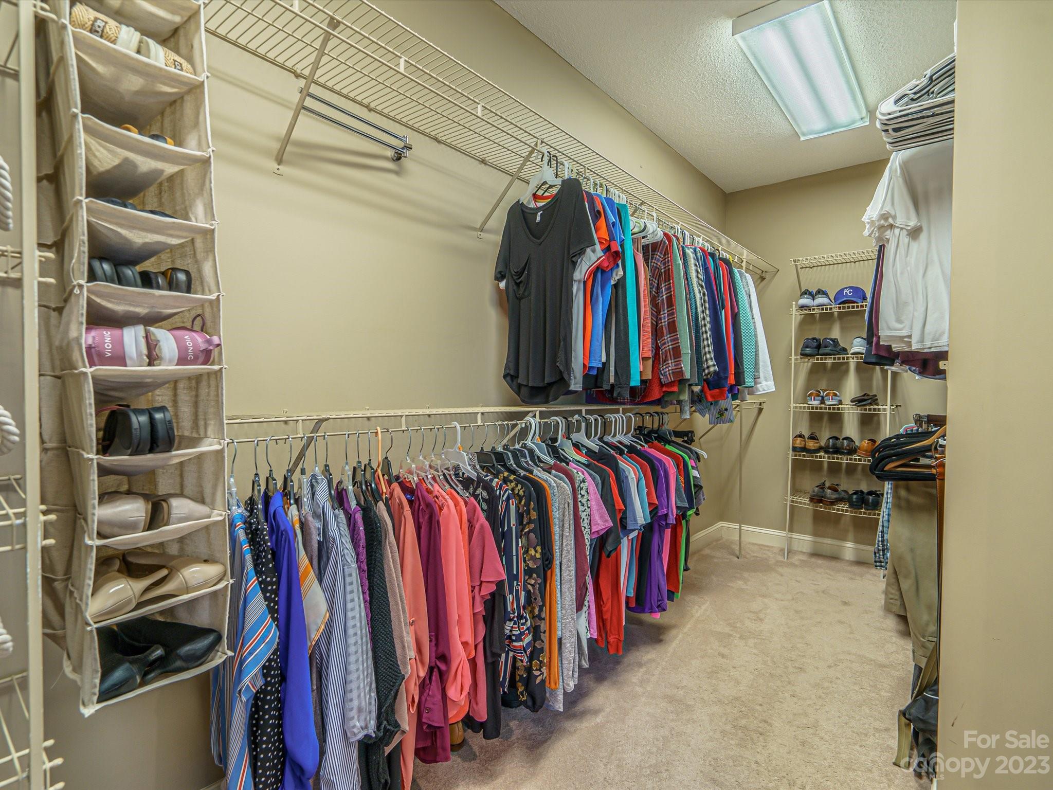 Country Club Acres - Residential