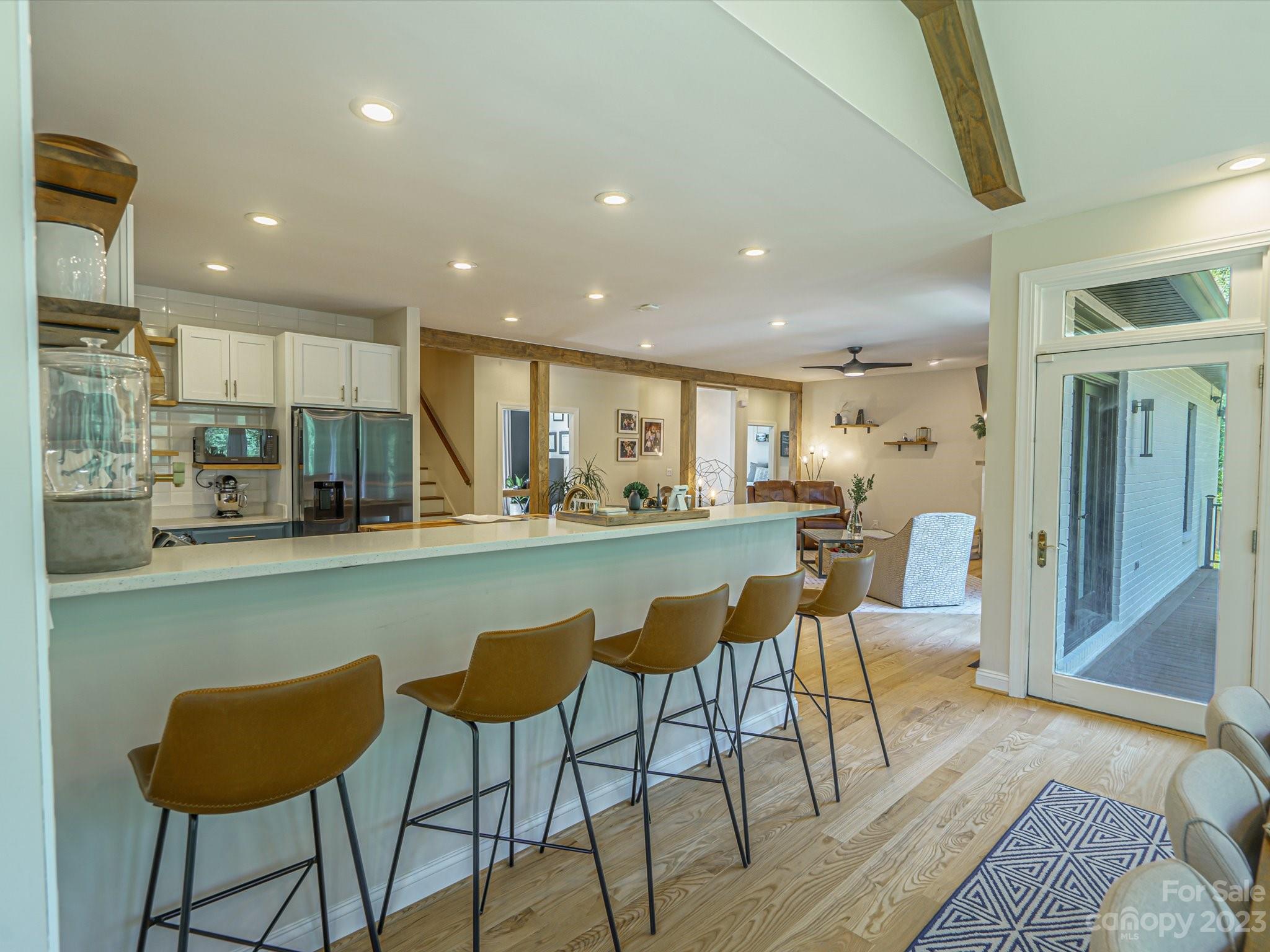 Country Club Acres - Residential