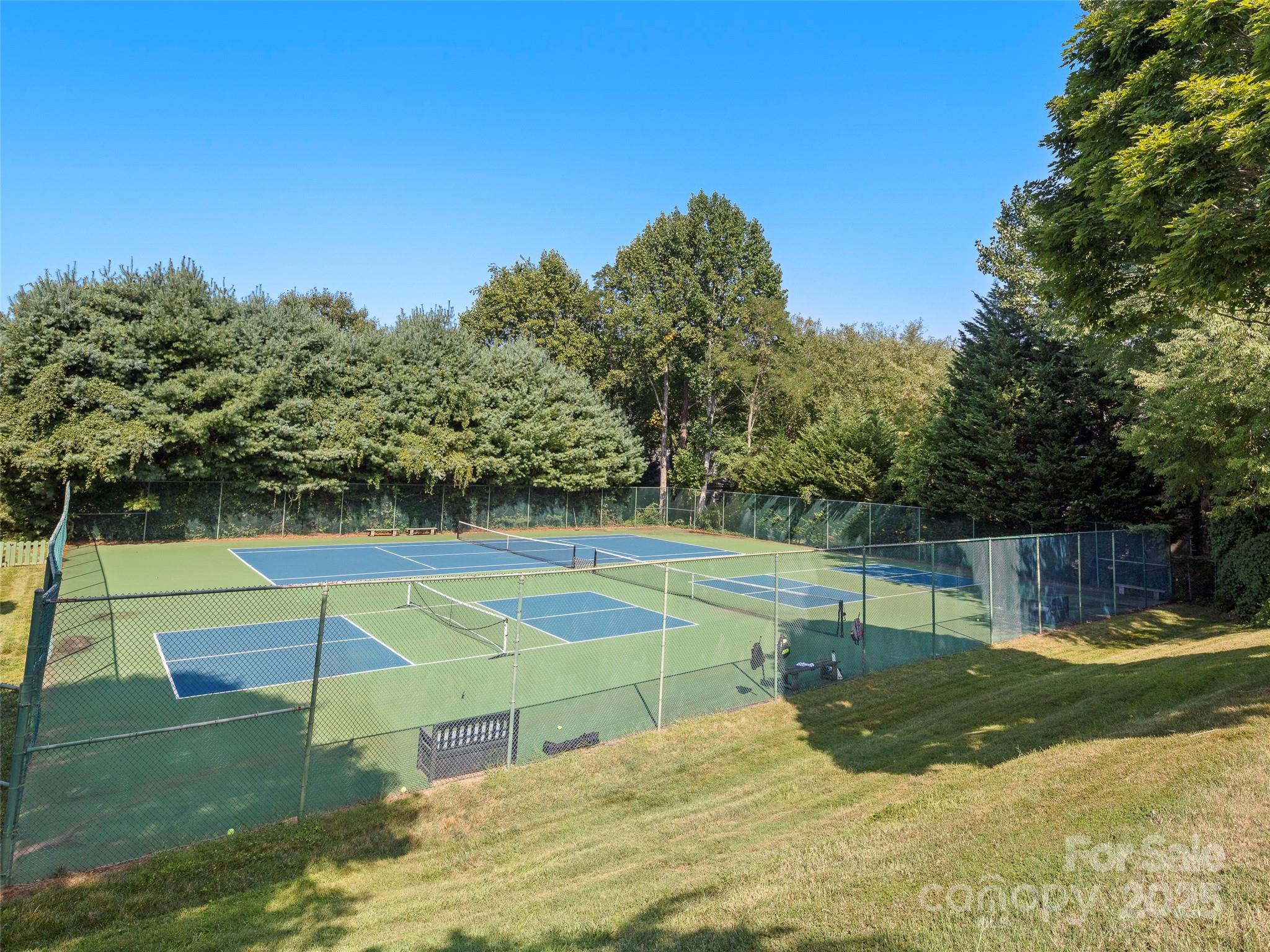 Deerwood - Residential