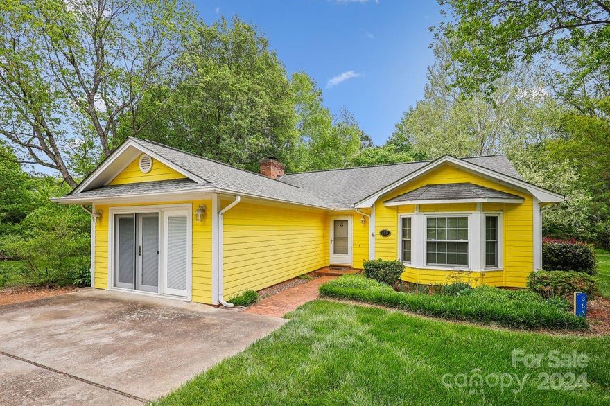Beautiful southern-living cottage located in sought after Fort Mill. Main areas include a great room with vaulted ceilings and a cozy stone fireplace, dining room, and kitchen with ample storage. 
Large primary bedroom with en-suite bath, two spacious secondary bedrooms and additional full bath. Lovely tree lined backyard with a deck for relaxing or outdoor dining. Quiet cul-de-sac location. Convenient to I-77, CMC-Pineville, Main Street Fort Mill, shopping & dining. Zoned for award-winning Fort Mill Schools!