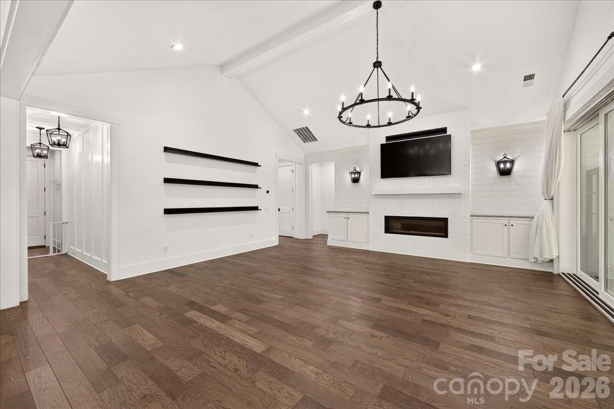3142 Sherman Drive