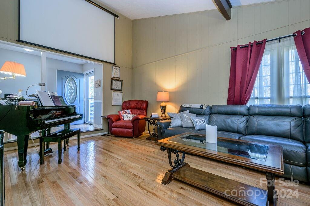 Hickory Hill - Residential