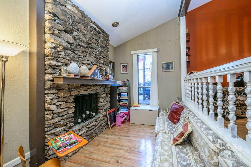 Hickory Hill - Residential